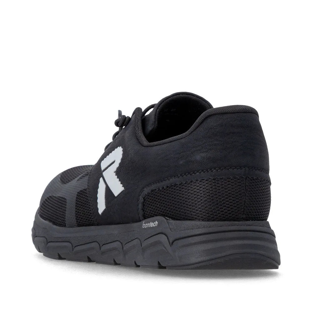 Black/Schwarz/Schwarz