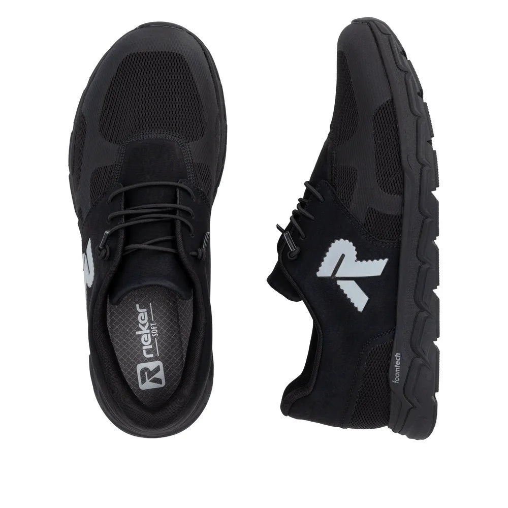 Black/Schwarz/Schwarz