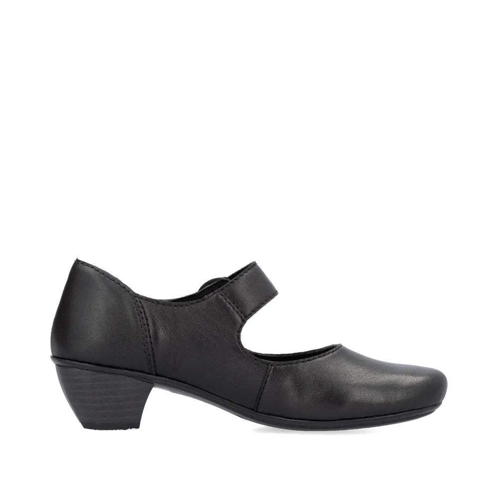 Black/Black/Black