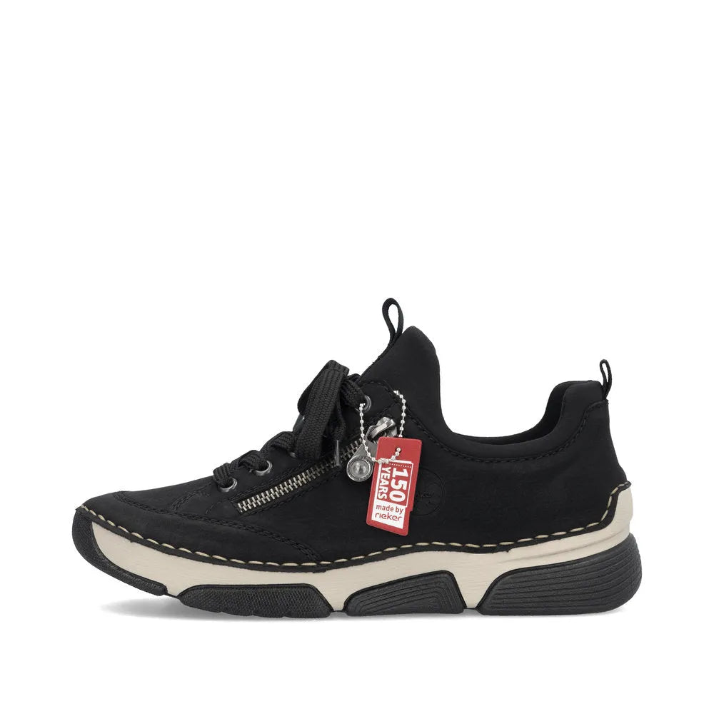 Black/Black