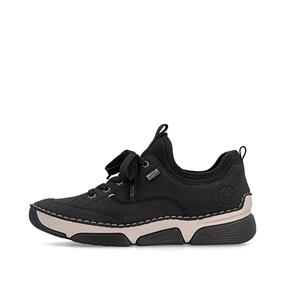 Black/Black